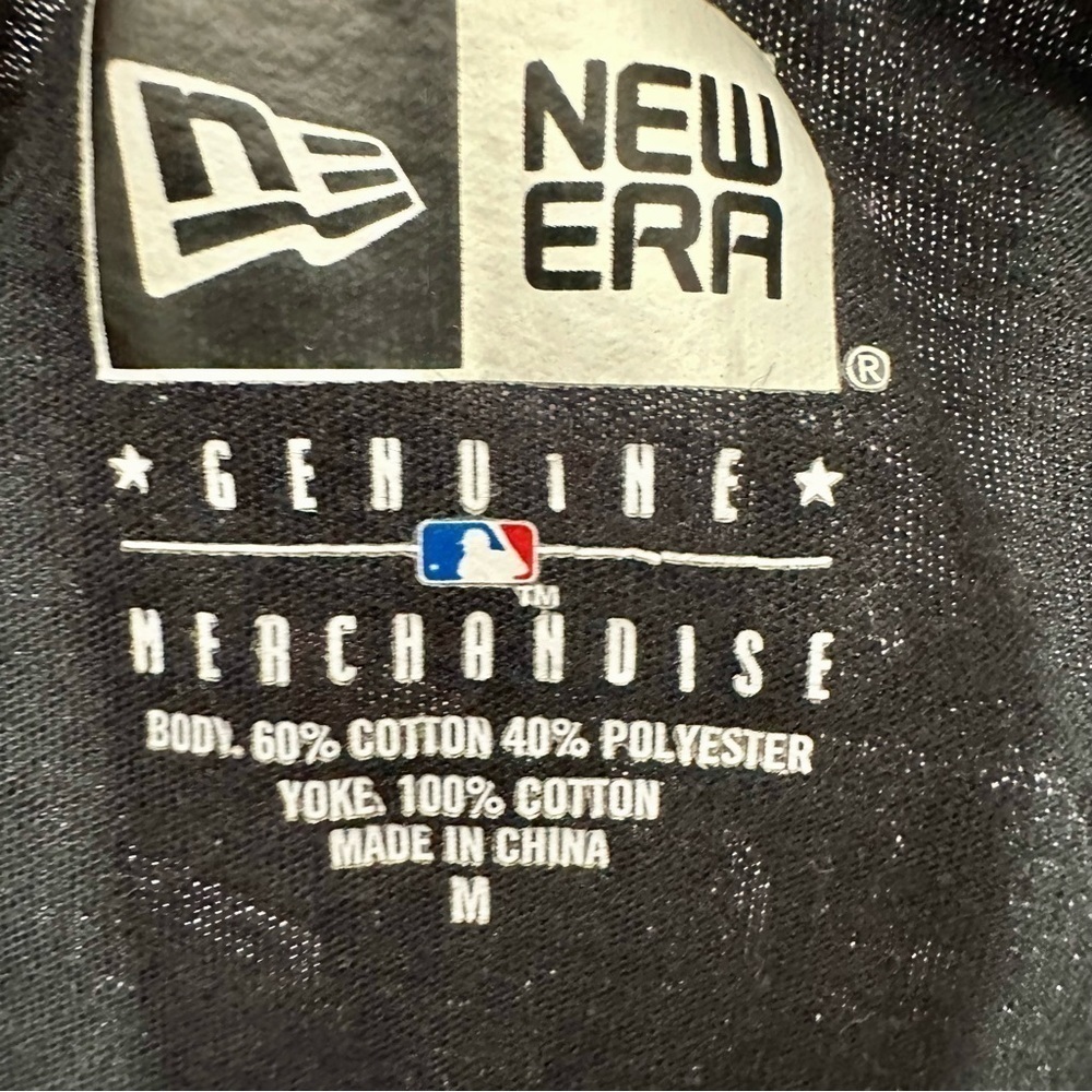 New Era - Colorado Rockies Baseball Black & White Dolman Sleeve Tee - Size M - Picture 4 of 4
